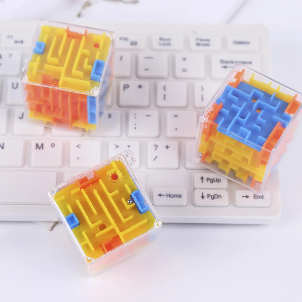 কিউব পাজল - Cube puzzle